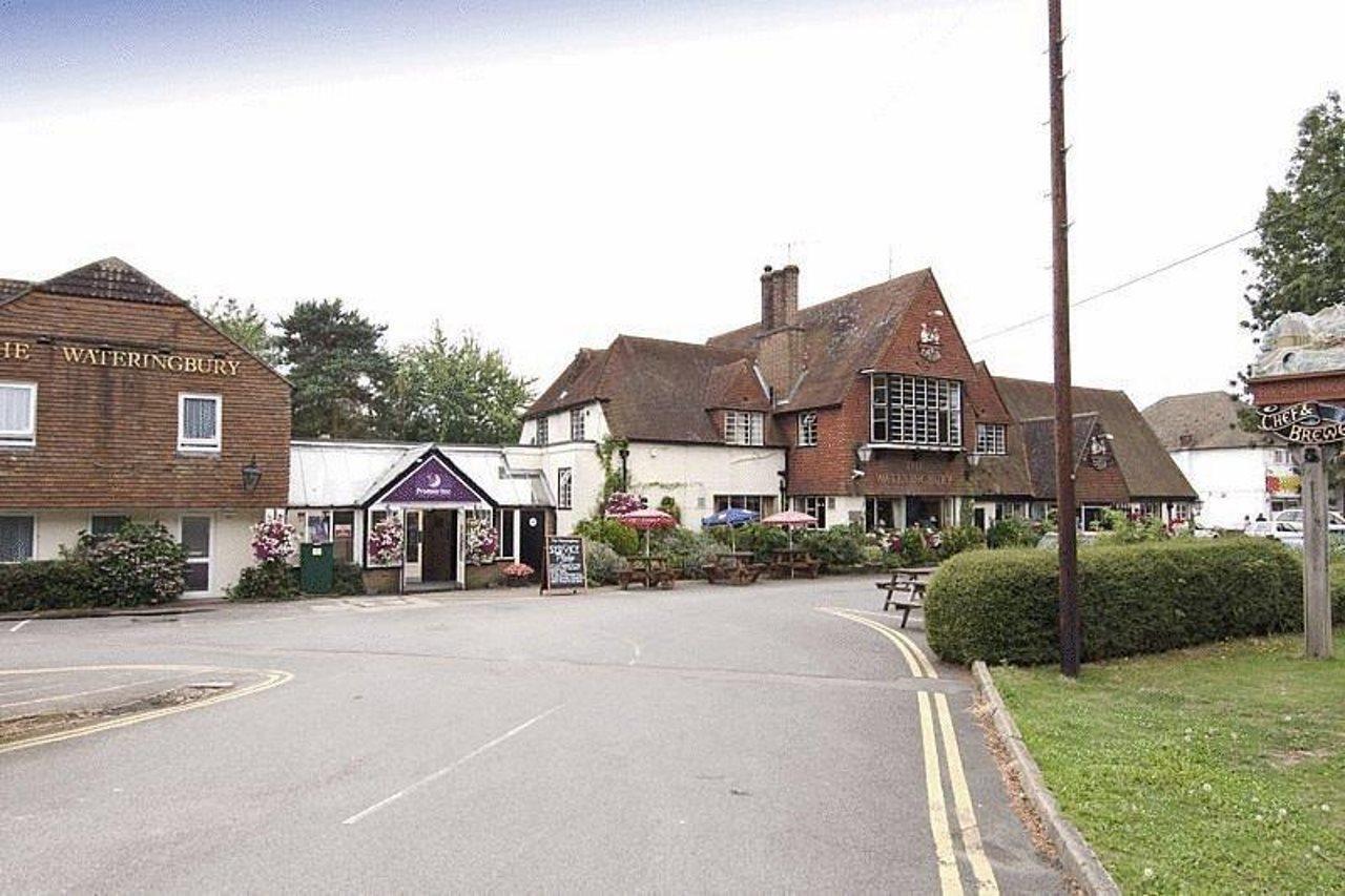 Premier Inn Maidstone Wateringbury 외부 사진